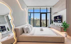 Seven Palm Hotel With West Beach Access